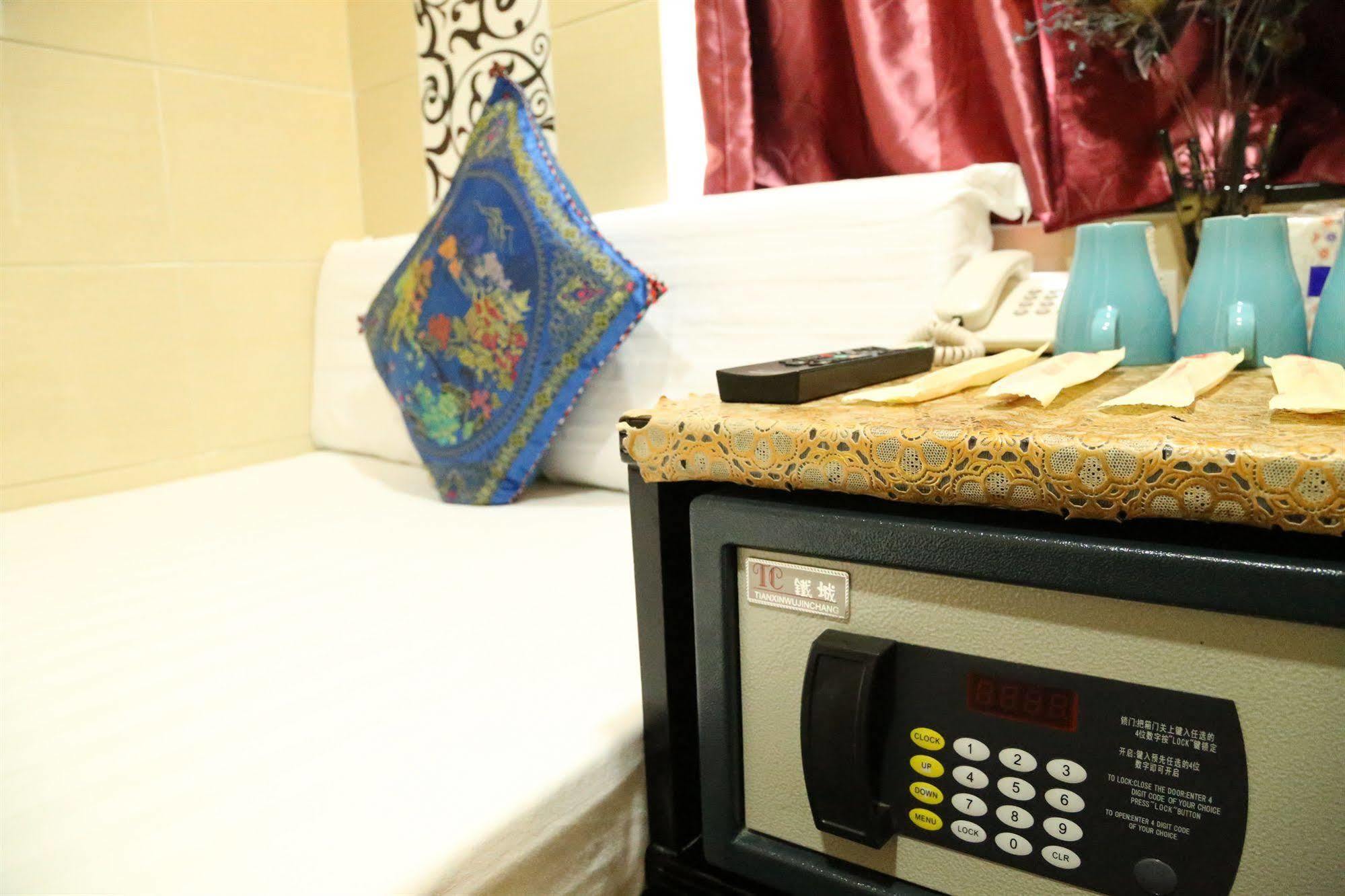 Euro Hostel Hong Kong Extérieur photo